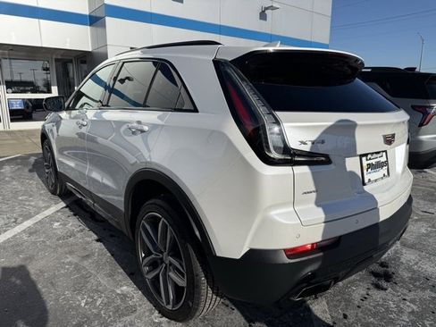 Certified 2023 Cadillac XT4 Sport w/ Cold Weather Package image 11
