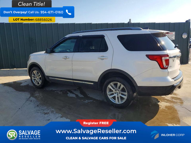 Used 2018 Ford Explorer XLT AWD/4WD image 3