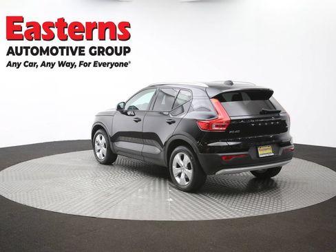 Used 2022 Volvo XC40 T5 Momentum AWD/4WD image 64
