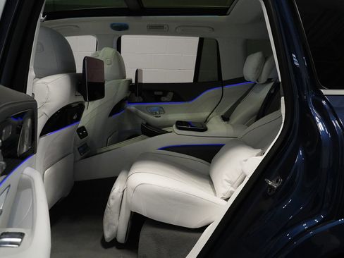 New 2026 Mercedes-Benz Maybach GLS 600 Maybach GLS 600 image 16