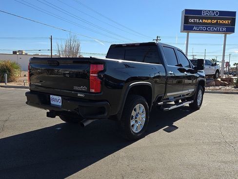 Used 2024 Chevrolet Silverado 2500 High Country image 4