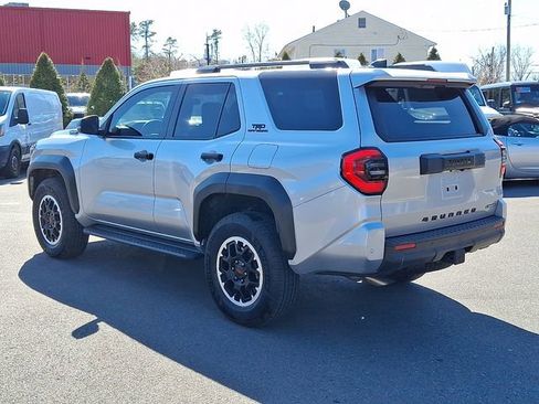 Used 2025 Toyota 4Runner TRD Off-Road AWD/4WD image 5