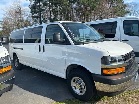 Certified 2024 Chevrolet Express 3500 LT w/ LT Preferred Equipment Group RWD image 2