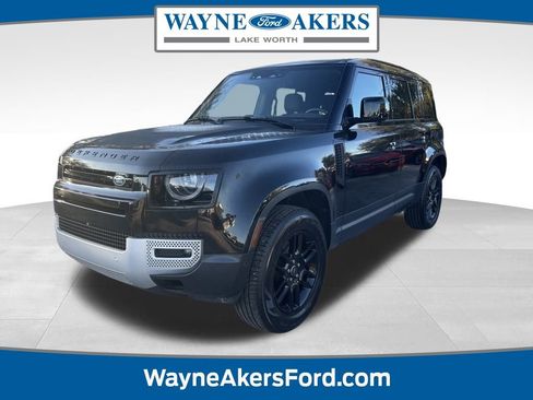 Used 2025 Land Rover Defender 110 S image 1