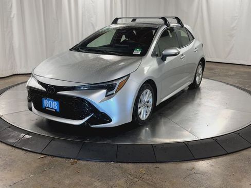 Used 2023 Toyota Corolla SE image 4