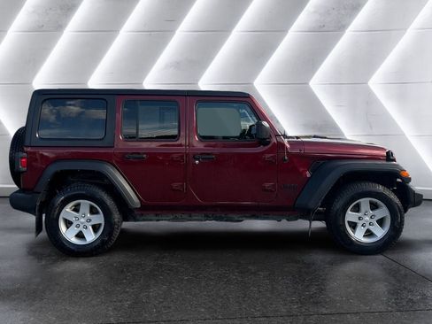 Used 2021 Jeep Wrangler Unlimited Sport AWD/4WD image 7