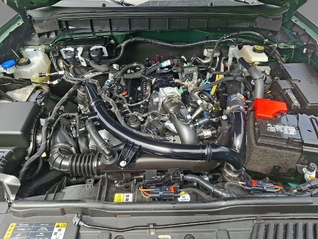 Used 2024 Ford Bronco Wildtrak AWD/4WD image 32
