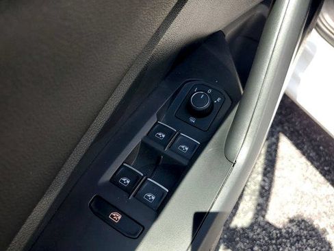 Used 2025 Volkswagen Jetta S FWD image 20