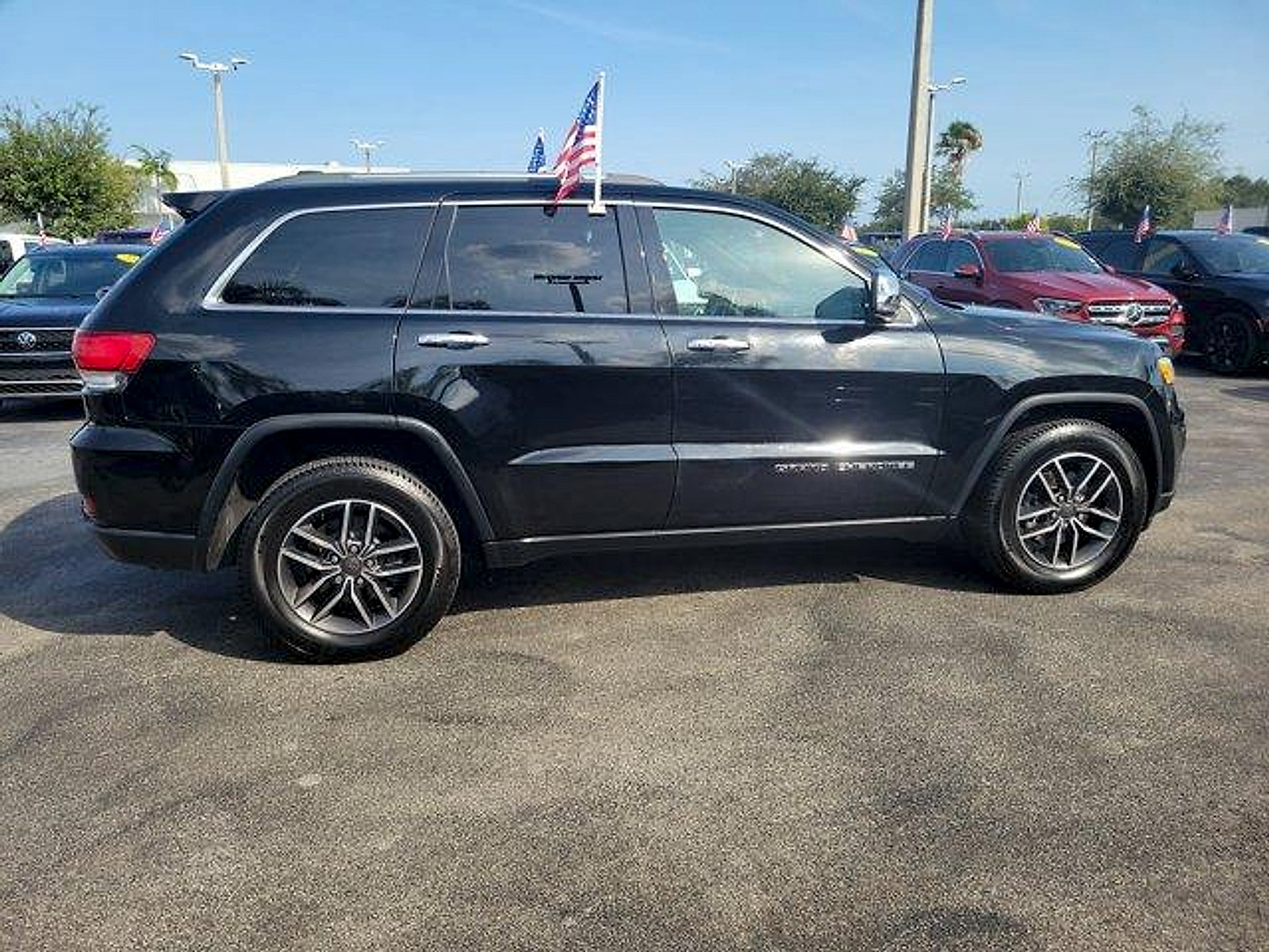 Used 2020 Jeep Grand Cherokee Limited RWD image 8