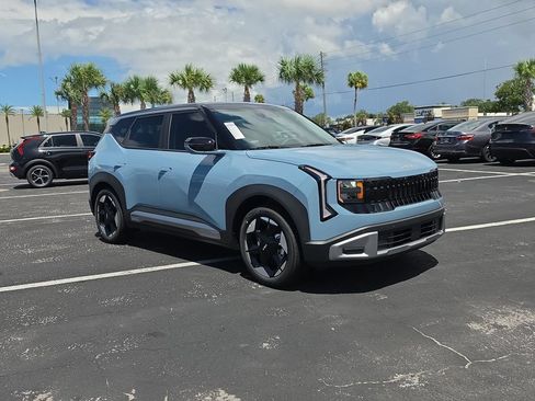 New 2027 Kia Seltos S FWD image 2
