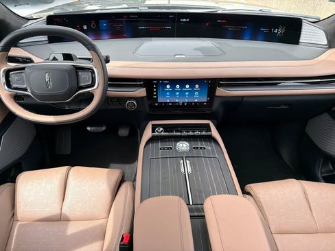 New 2026 Lincoln Navigator L Black Label AWD/4WD image 21