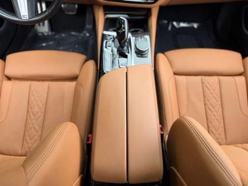 Used 2022 BMW 530i w/ M Sport Package RWD image 50