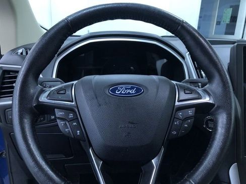 Used 2021 Ford Edge SEL w/ Convenience Package image 25