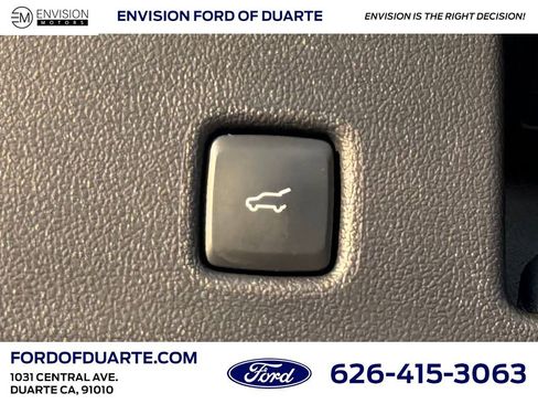New 2025 Ford Escape SE image 10