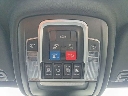 Used 2024 RAM 1500 Limited AWD/4WD image 26