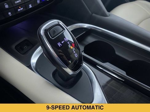 Certified 2018 Buick Enclave Premium w/ Experience Buick Package FWD image 8