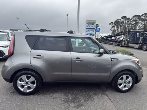 Used 2018 Kia Soul Base w/ Option Group 020 image 4