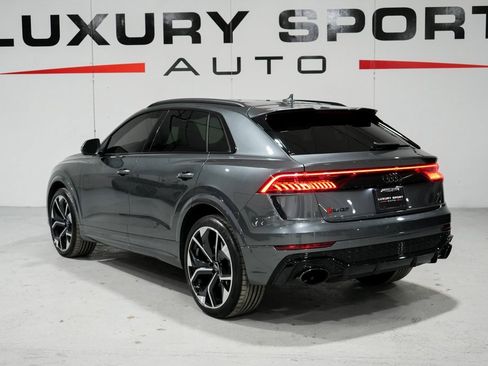 Used 2022 Audi RS Q8 4.0T image 3