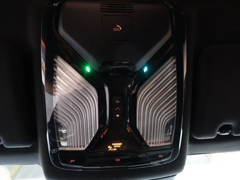 Used 2019 BMW M550i xDrive M550i xDrive Sedan 4D image 29