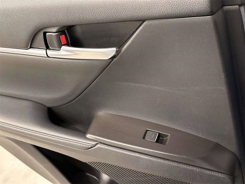 Used 2023 Toyota Camry XSE image 21