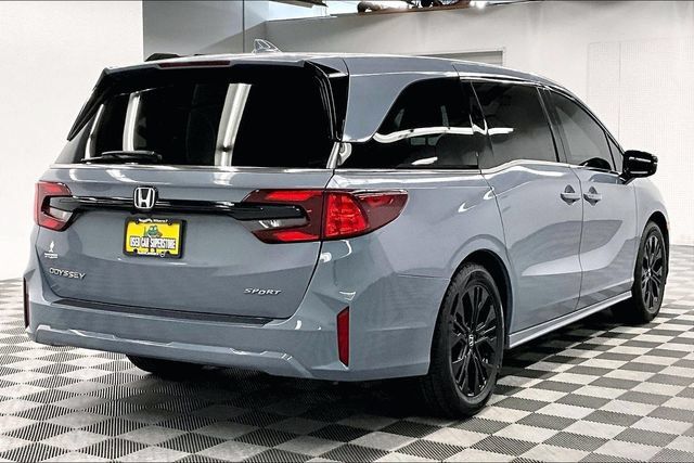 Used 2025 Honda Odyssey Sport-L image 13