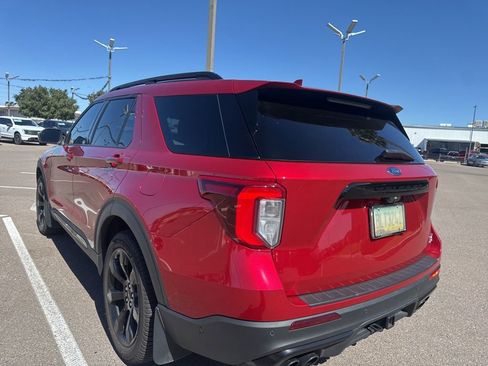 Used 2020 Ford Explorer ST w/ ST Street Pack image 9