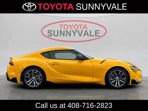 Used 2021 Toyota Supra w/ Safety & Technology Package RWD image 8