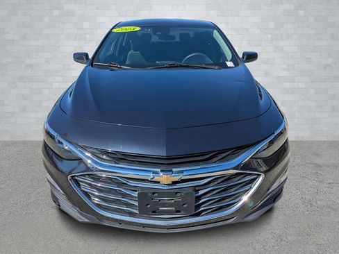 Used 2023 Chevrolet Malibu LT image 3