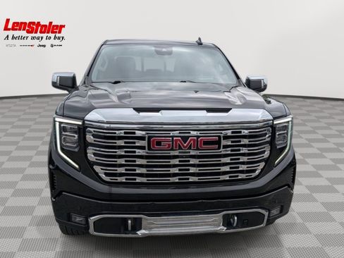 Used 2023 GMC Sierra 1500 Denali w/ Denali Reserve Package AWD/4WD image 8