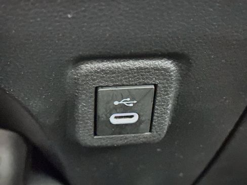 Used 2025 Toyota Corolla LE FWD image 25