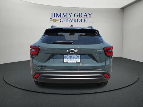 New 2026 Chevrolet Trax LT w/ Driver Confidence Package FWD image 4