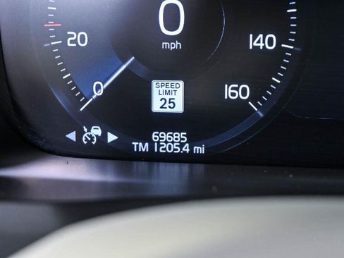 Certified 2022 Volvo XC90 T6 Inscription AWD/4WD image 14