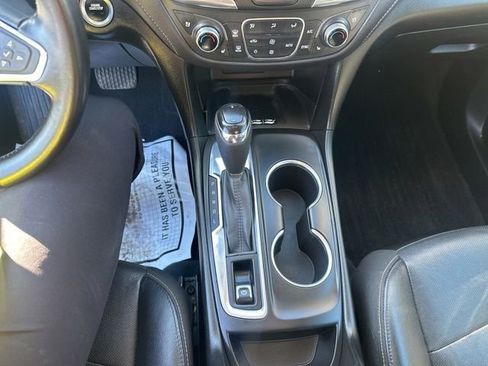 Used 2021 Chevrolet Equinox Premier image 8