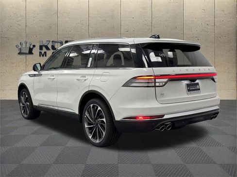 New 2025 Lincoln Aviator Reserve w/ Illumination Package image 5