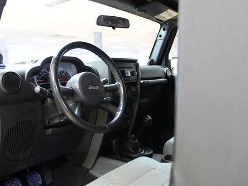 Used 2007 Jeep Wrangler Sahara w/ PWR Convenience Group AWD/4WD image 30