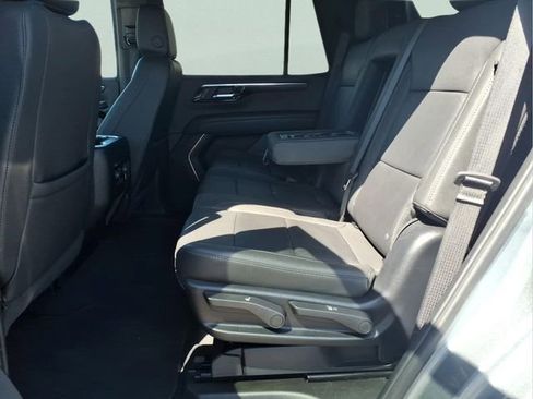 Used 2025 Chevrolet Tahoe LT AWD/4WD image 20