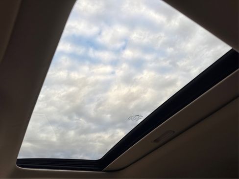 Used 2021 Jeep Grand Cherokee Limited image 31