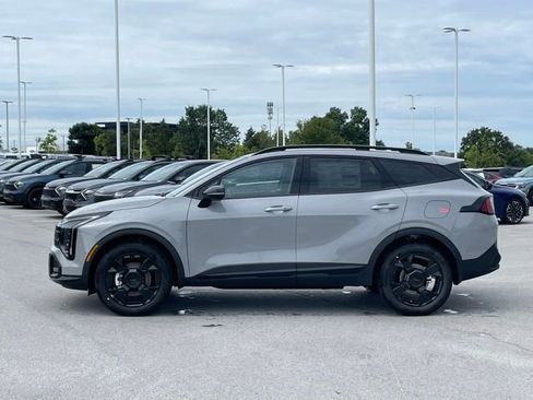 New 2026 Kia Sportage X-Line w/ X-Line Technology Package image 4