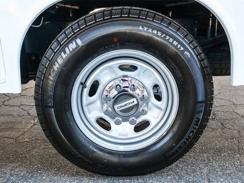 New 2026 Ford F250 XL w/ XL Chrome Package image 15