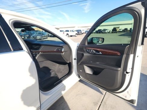 Used 2017 Cadillac CT6 3.6L image 27