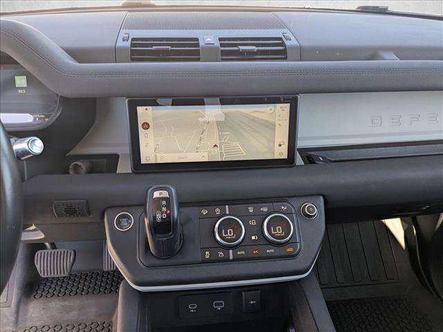 Used 2021 Land Rover Defender 90 S AWD/4WD image 12