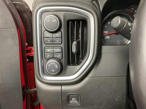 Used 2020 Chevrolet Silverado 1500 RST image 13