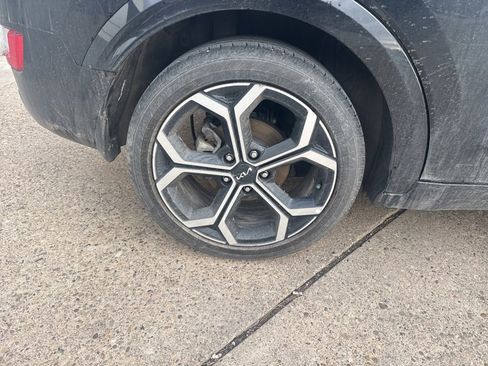 Used 2023 Kia Niro EX Touring image 7