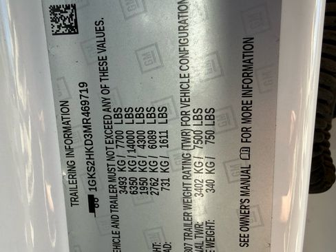 Used 2021 GMC Yukon XL AT4 w/ Rear Media and Nav Package image 48