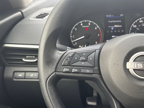 Used 2025 Nissan Altima 2.5 S image 41