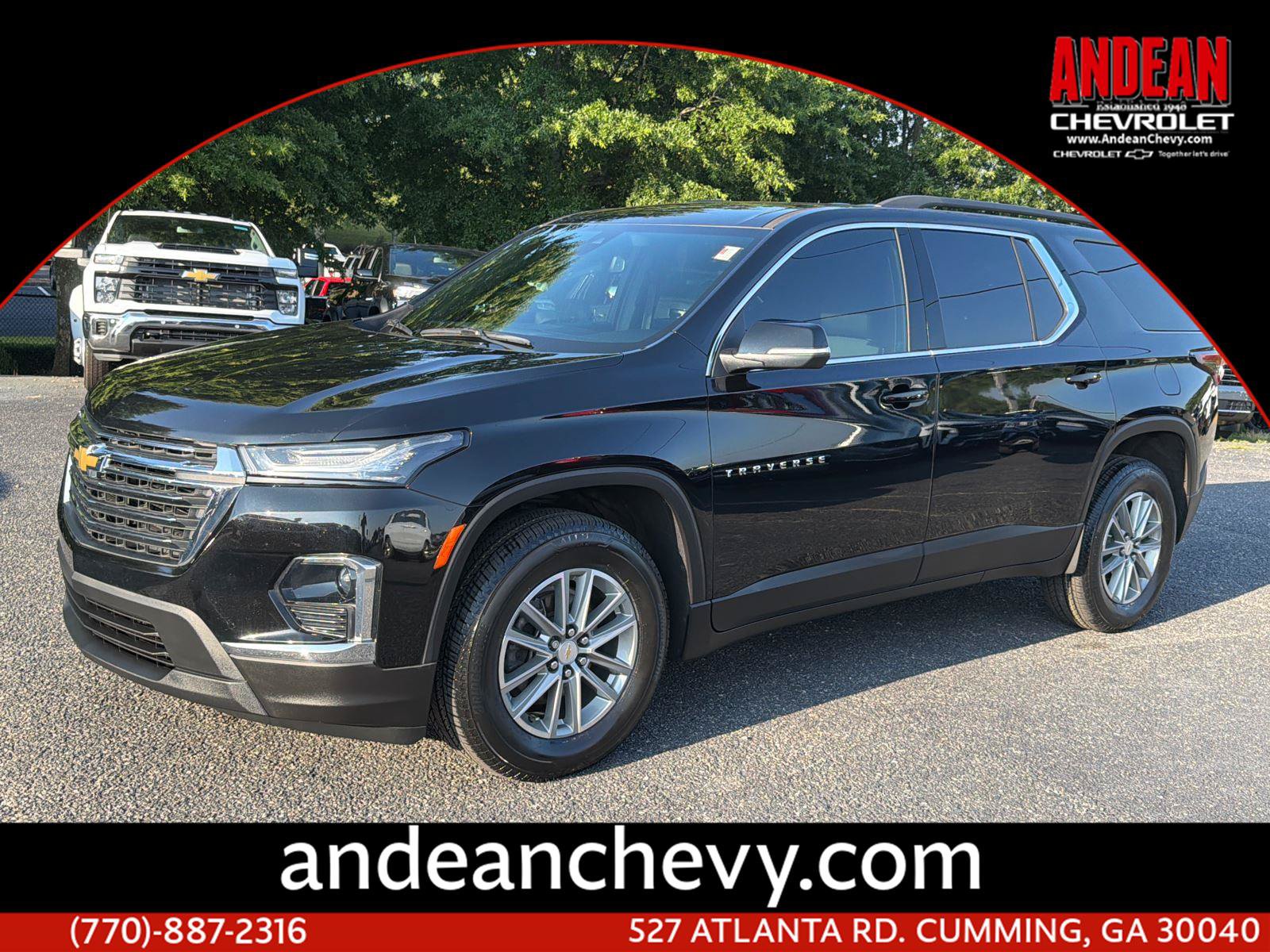 Used 2023 Chevrolet Traverse LT FWD image 1