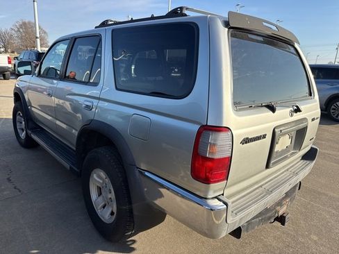 Used 1999 Toyota 4Runner SR5 image 8