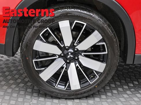 Used 2025 Mitsubishi Outlander SE AWD/4WD image 31