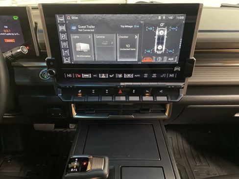 Used 2024 GMC Hummer EV 3X w/ Extreme Off-Road Package image 24