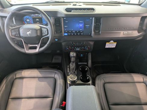 New 2025 Ford Bronco Big Bend w/ Black Diamond Package image 14